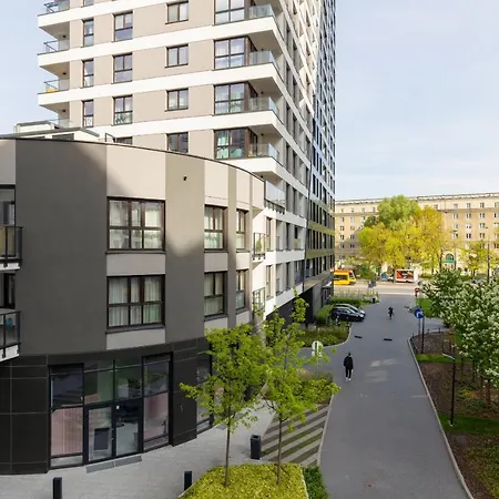 Apartamento Metro Plocka Warsaw's Wola By Renters