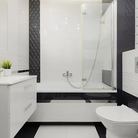 Metro Plocka Warsaw's Wola By Renters *
